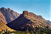 Marocco meridionale - Lungo la strada che da Tafraoute porta a Taroudannt. 